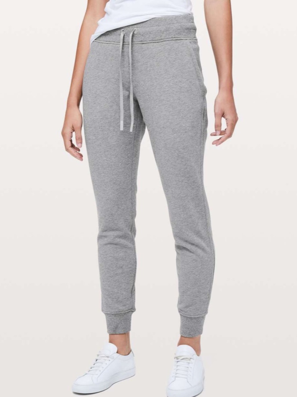 Lululemon Warm Down Jogger II *28"
Heathered Core Medium Grey 25822